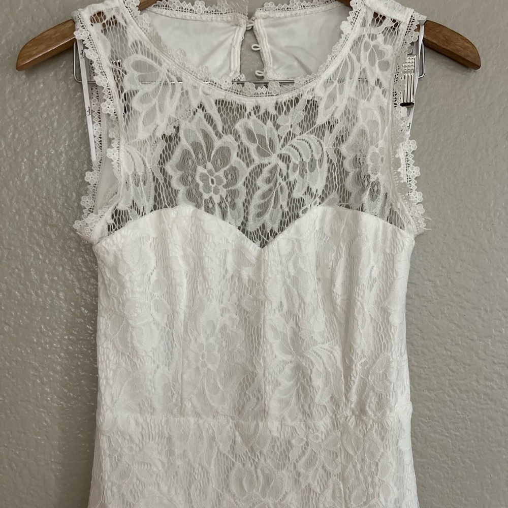 NWOT Your One and Only White Lace Backless Mermaid Maxi Dress - Picture 6 of 10
